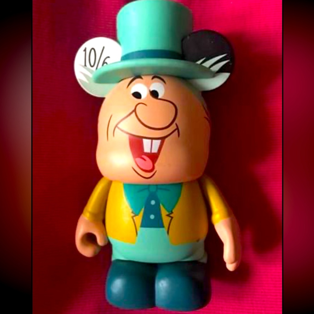 Retired* Mad Hatter Vinylmation Disney Alice In Wonderland collectible 3”